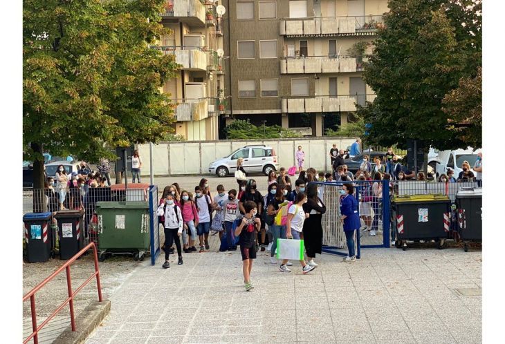 Primo giorno di scuola alla Dante Alighieri